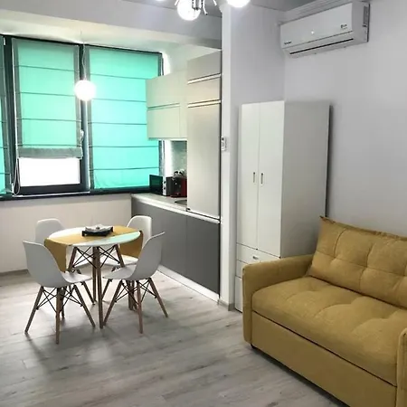 Studio 35